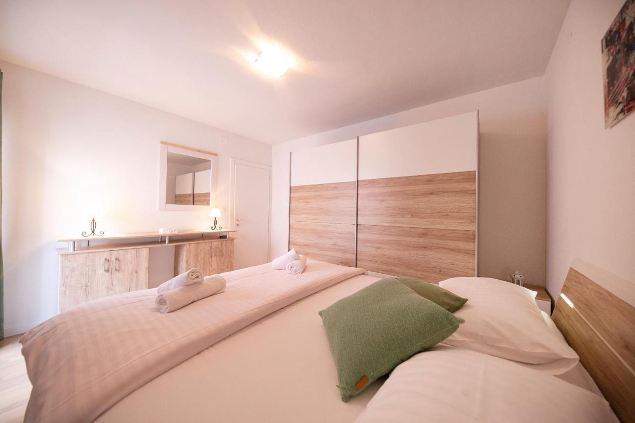Apartman 2 Relax Zadar Appartement Buitenkant foto